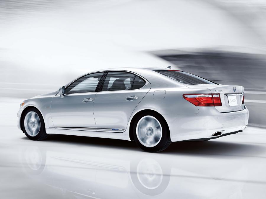  Lexus LS600h 2007 года  (JP) (фото 8 из 9)